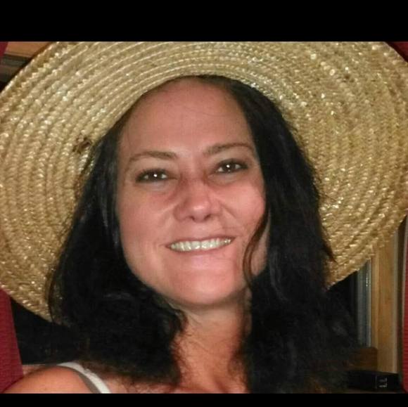 Meet your Posher, Gigi - Picture 7 of 7